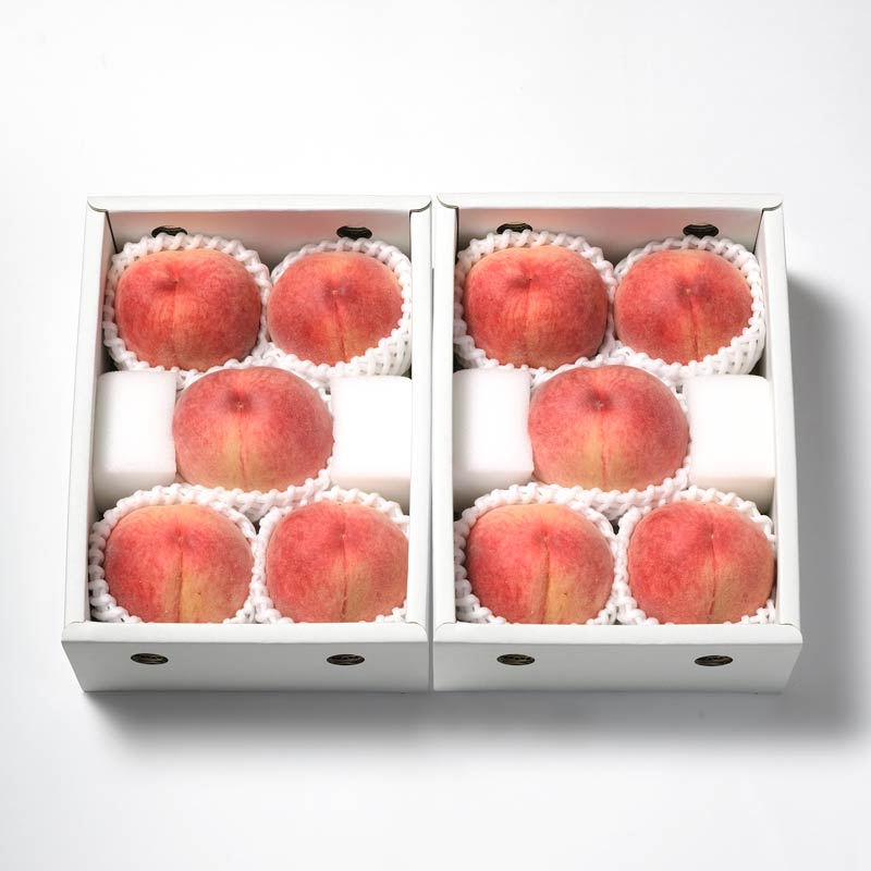 山梨温室桃（ 秀品：1Kg ４個〜６個  ）×２箱  厳選・安全検品